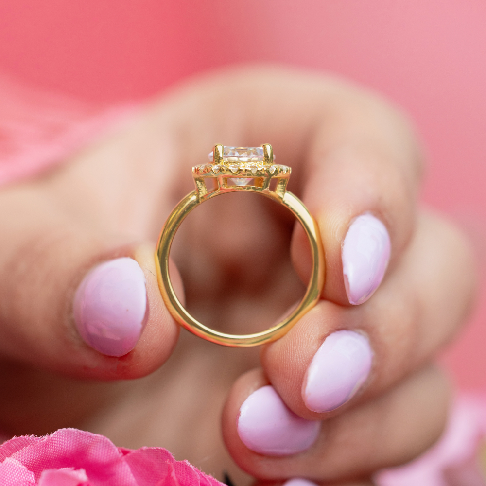 Phoebe Engagement Ring in Gold - The Perfect Engagement Ring