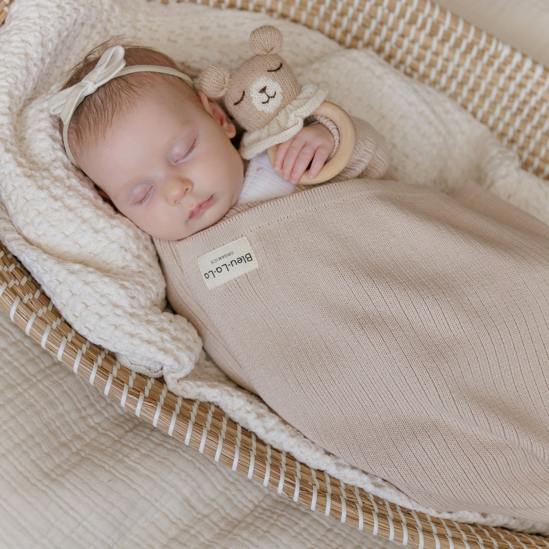 Organic Ribbed Knit Cotton Baby Blanket - By Baano