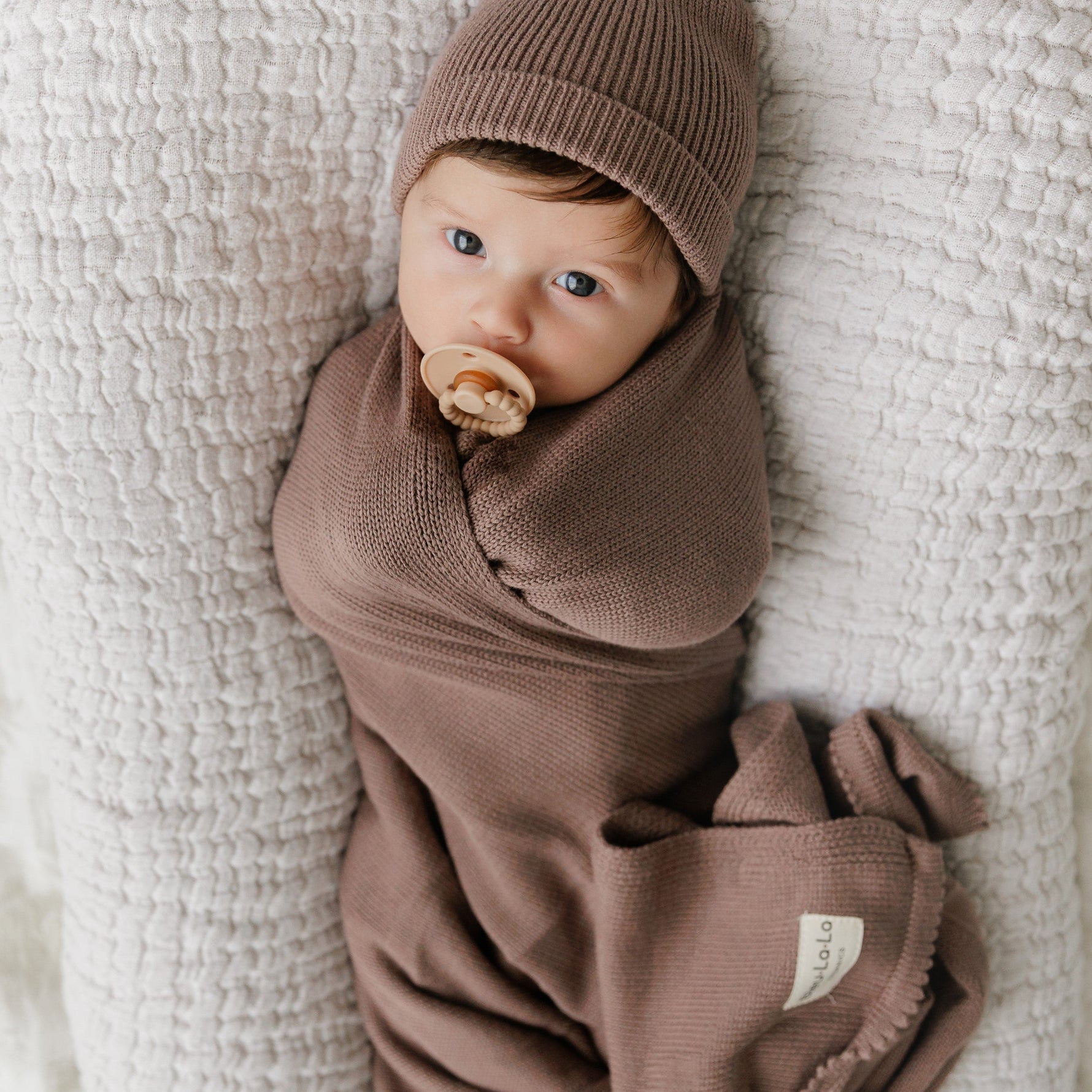 Luxe Collection 100% Organic Cotton Luxury Knit Baby Blanket + Hat Set with Gift Box Bleu La La