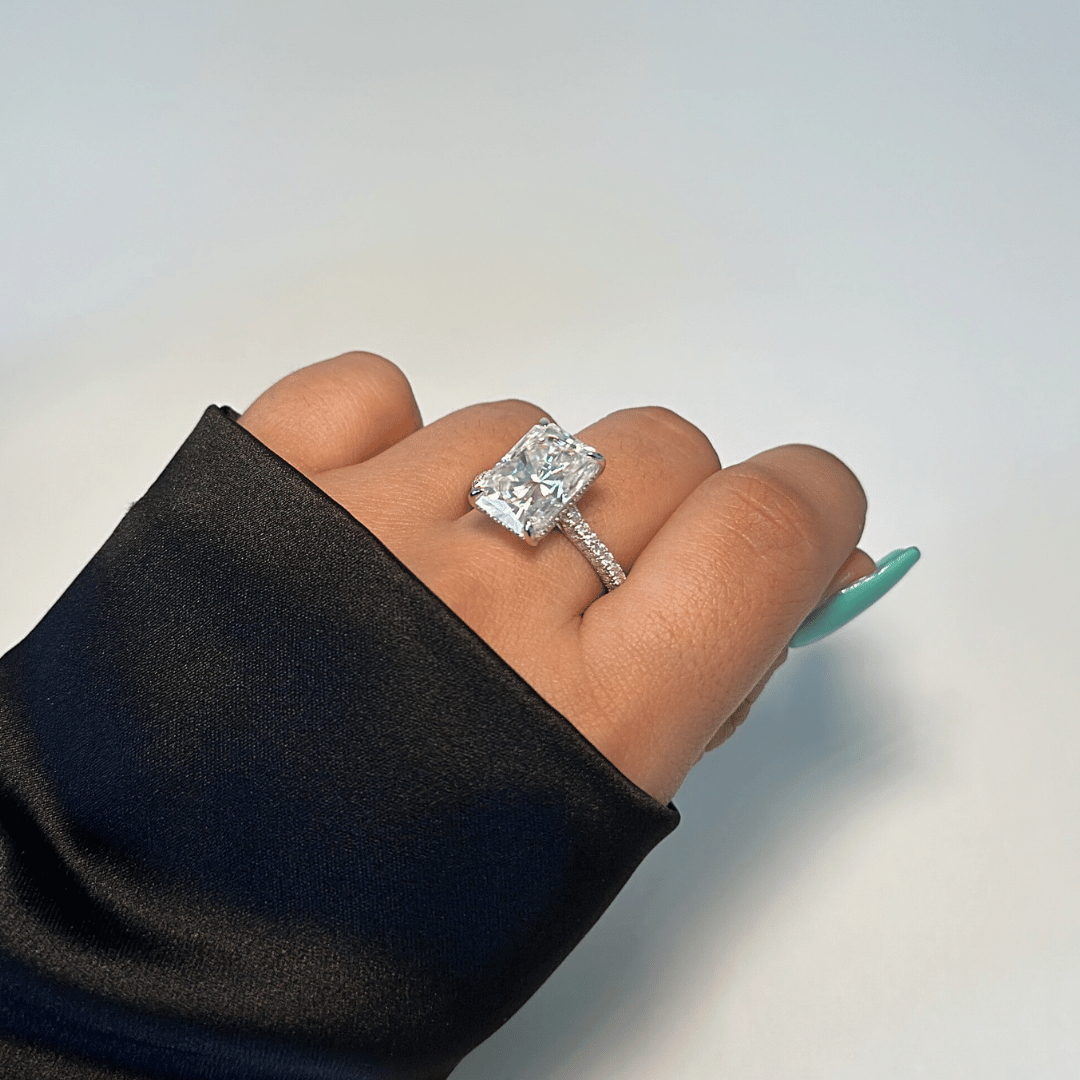 5.0ct Radiant Cut Moissanite Diamond Three Row Pavè Engagement Ring Ring Deluxe Fine Jewelry