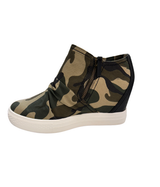 Ari Sneaker Wedge in Camo Naughty Monkey