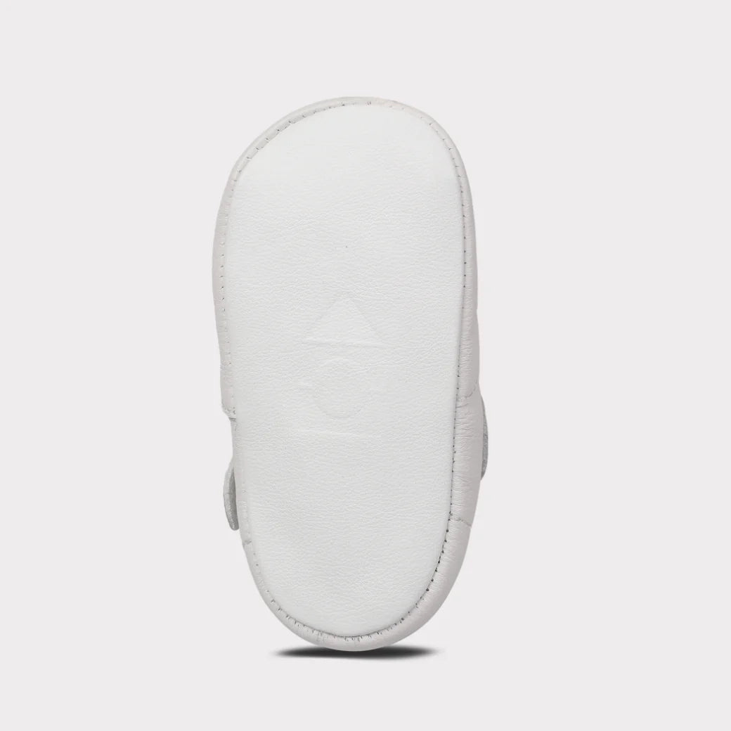 Darcy Girls Crib Hook & Loop Shoe