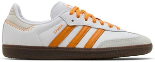 Sneakers - By Baano