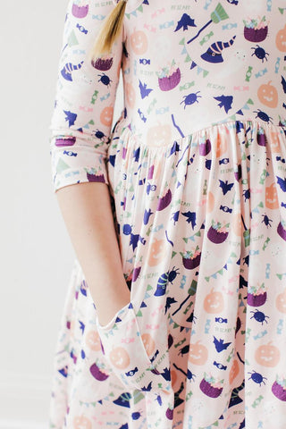 Trick or Treat 3/4 Sleeve Pocket Twirl Dress