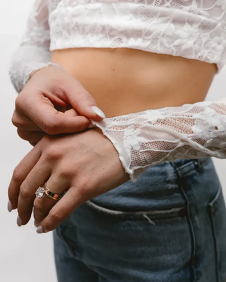 Full Lace Long-Sleeved Halftee - By Baano
