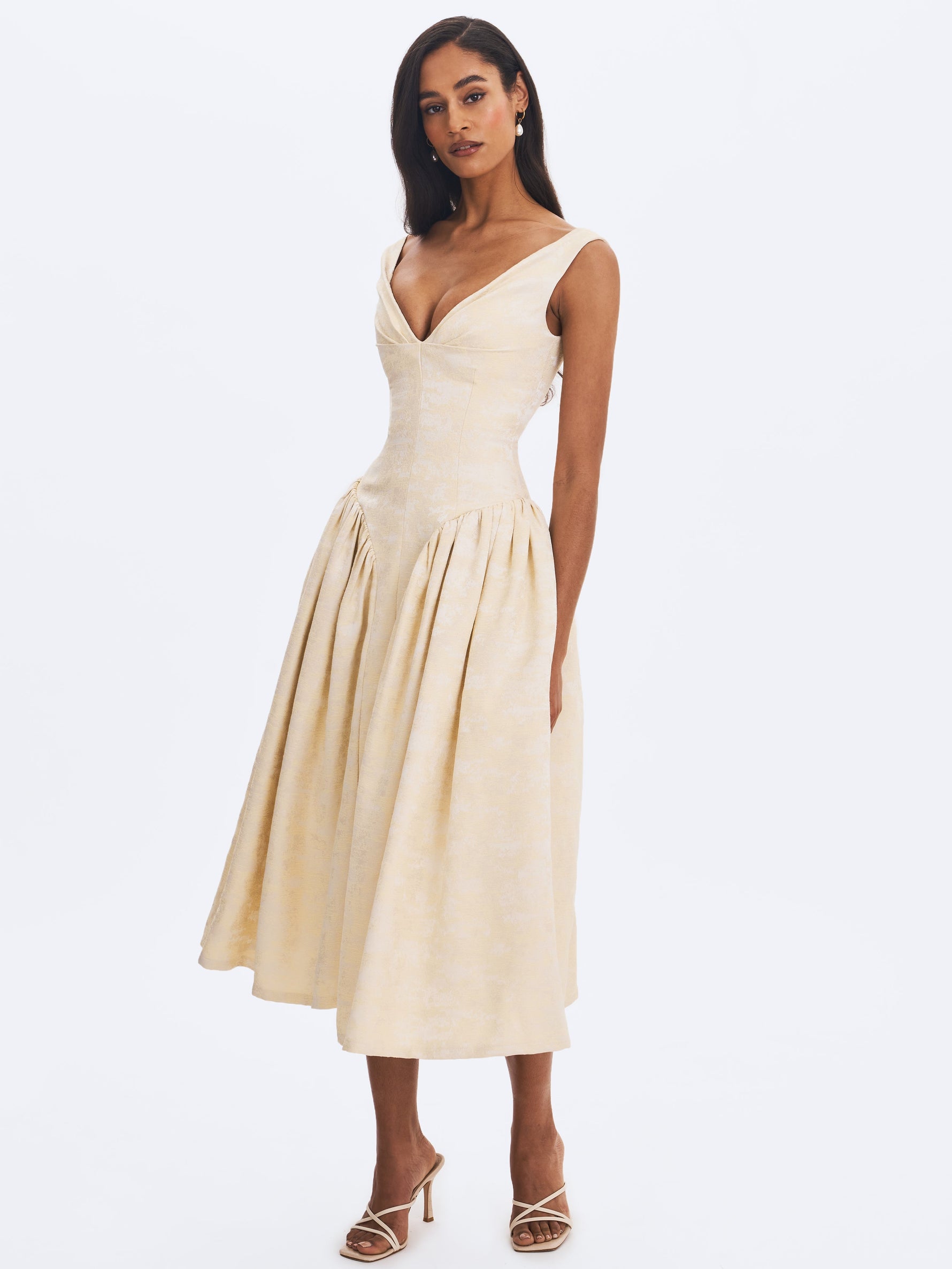 Chelsea Ivory Jacquard Ruched Bust Sweetheart Midi Dress Miss Circle