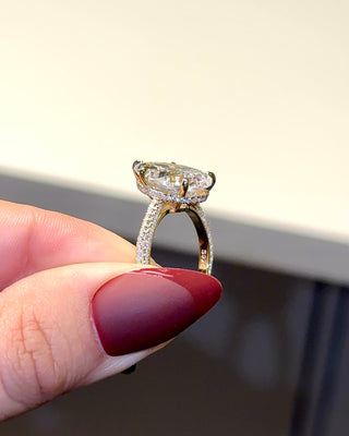 5.0ct Pear Cut Moissanite Three Row Pavè Lab Diamond Engagement Ring Ring Deluxe Fine Jewelry