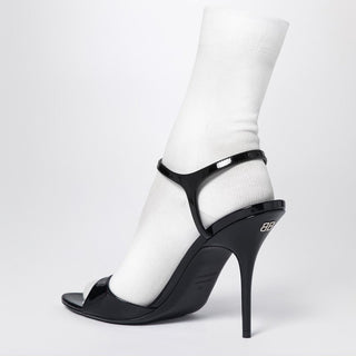 Glamourous Grace
