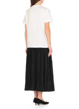 Short -sleeved t -shirt