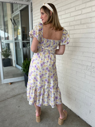 [ASTR The Label] Maisie Floral Puff Sleeve Midi Dress