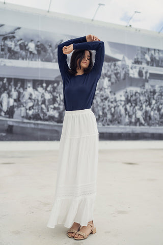EYELET SKIRT IN WHITE