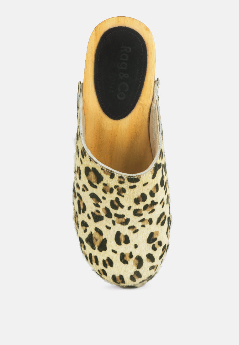 Acer Fine Suede Printed Leopard Clogs Slides In Beige