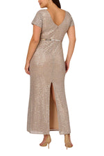 Adriann Papell Sequin Short Sleeve With Embellished Waist In Silver Column Gown (Plus Size)