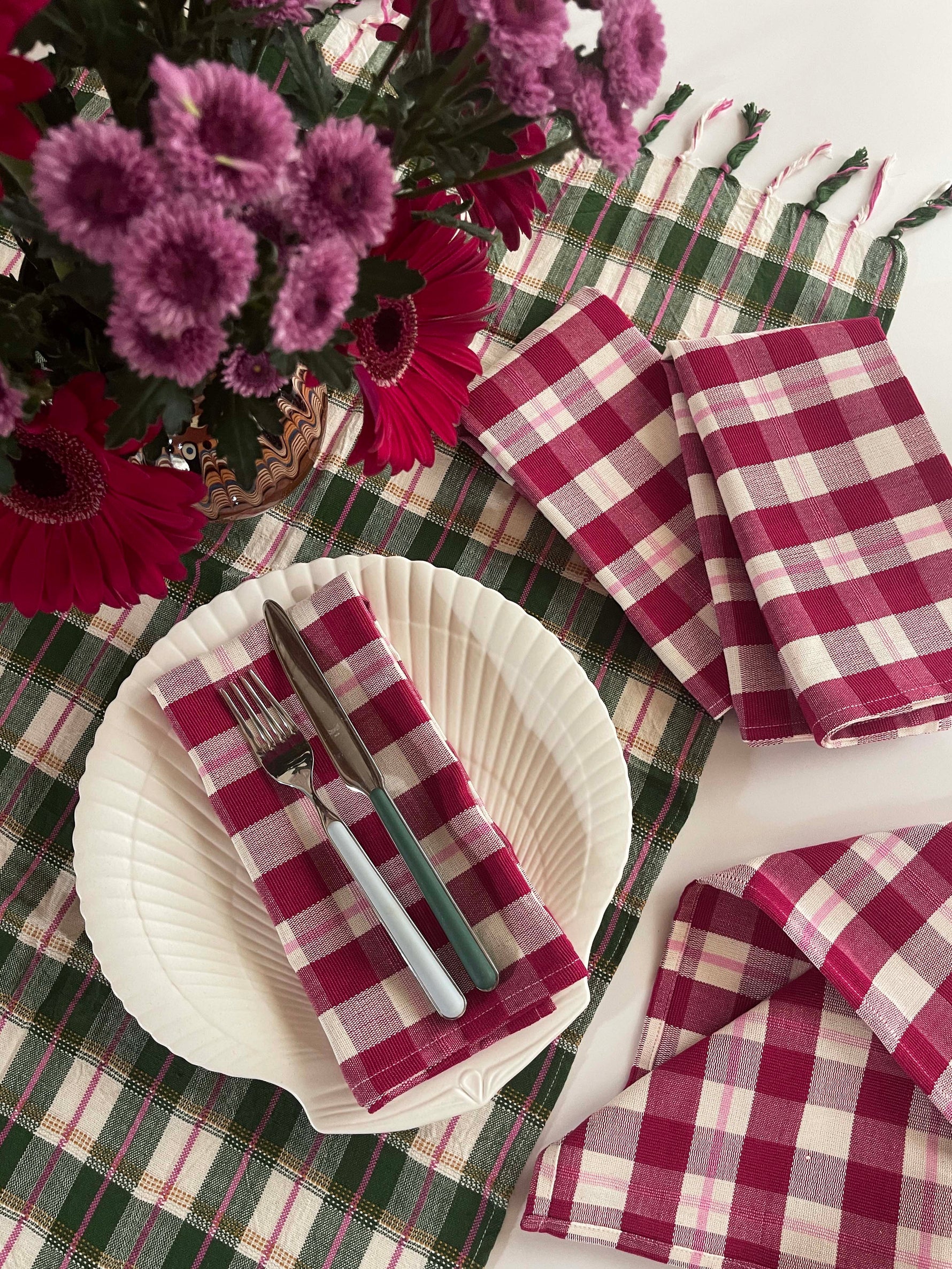 Abigail Plaid Dinner Napkin Set
