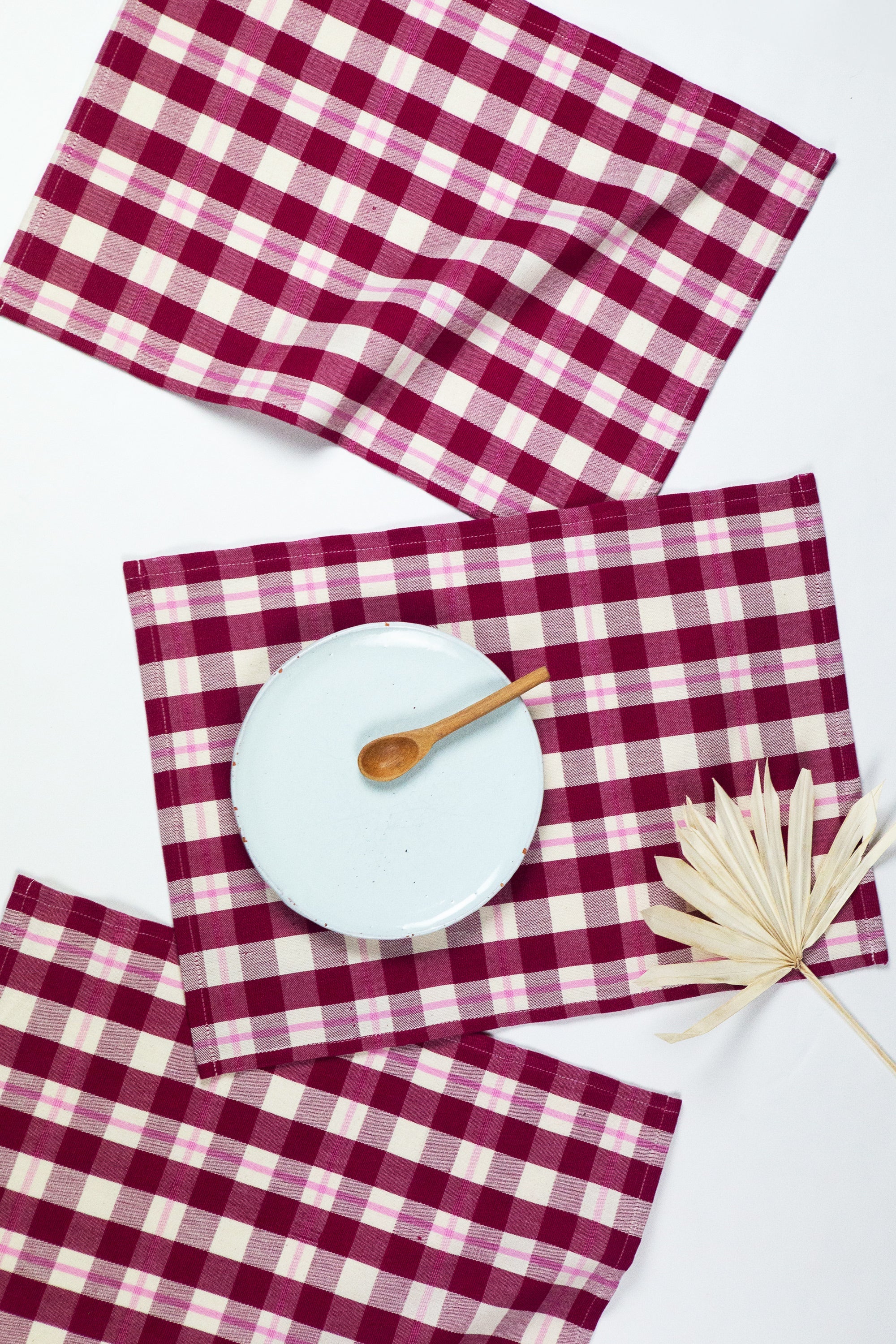 Abigail Plaid Placemat Set