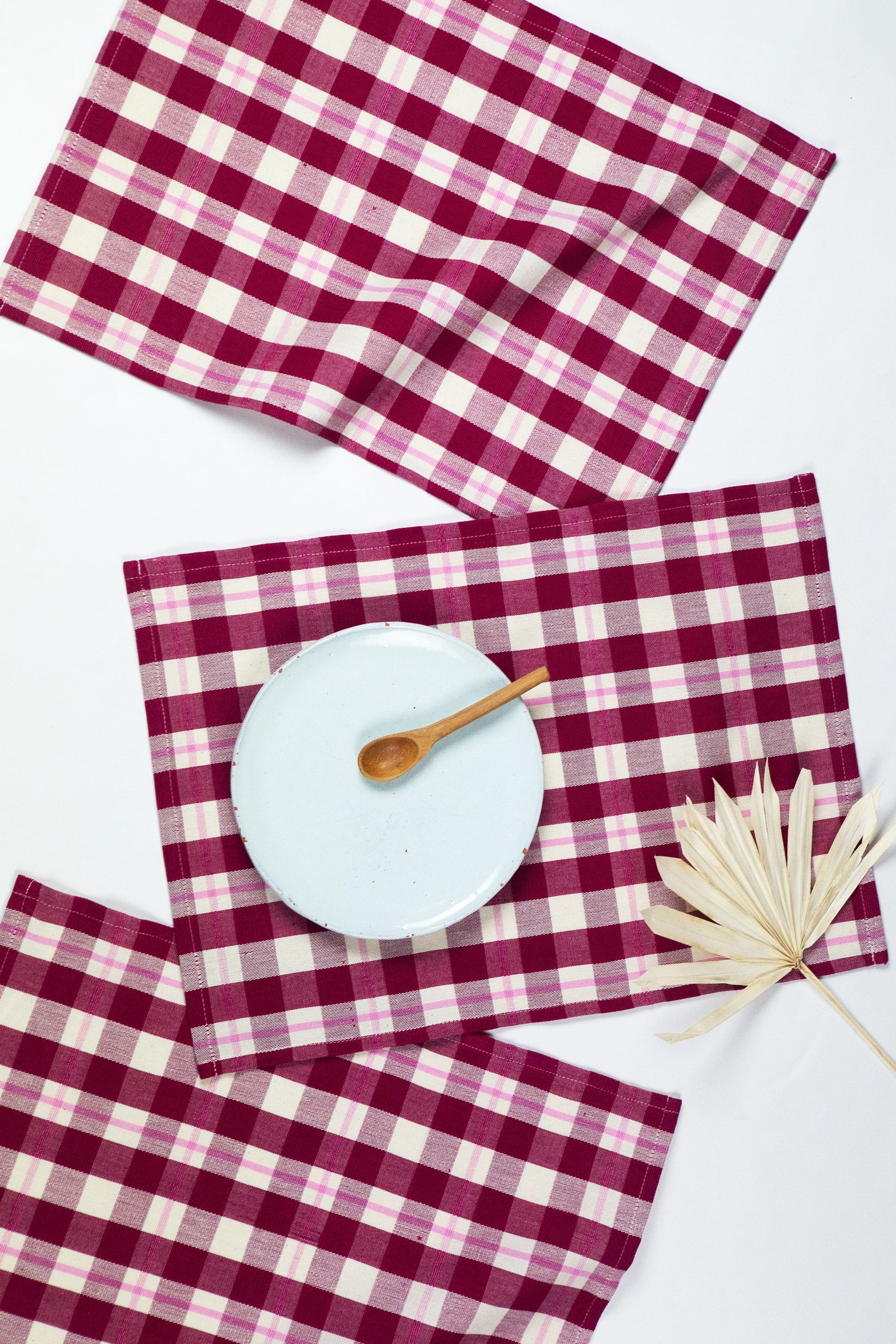 Abigail Plaid Placemat Set
