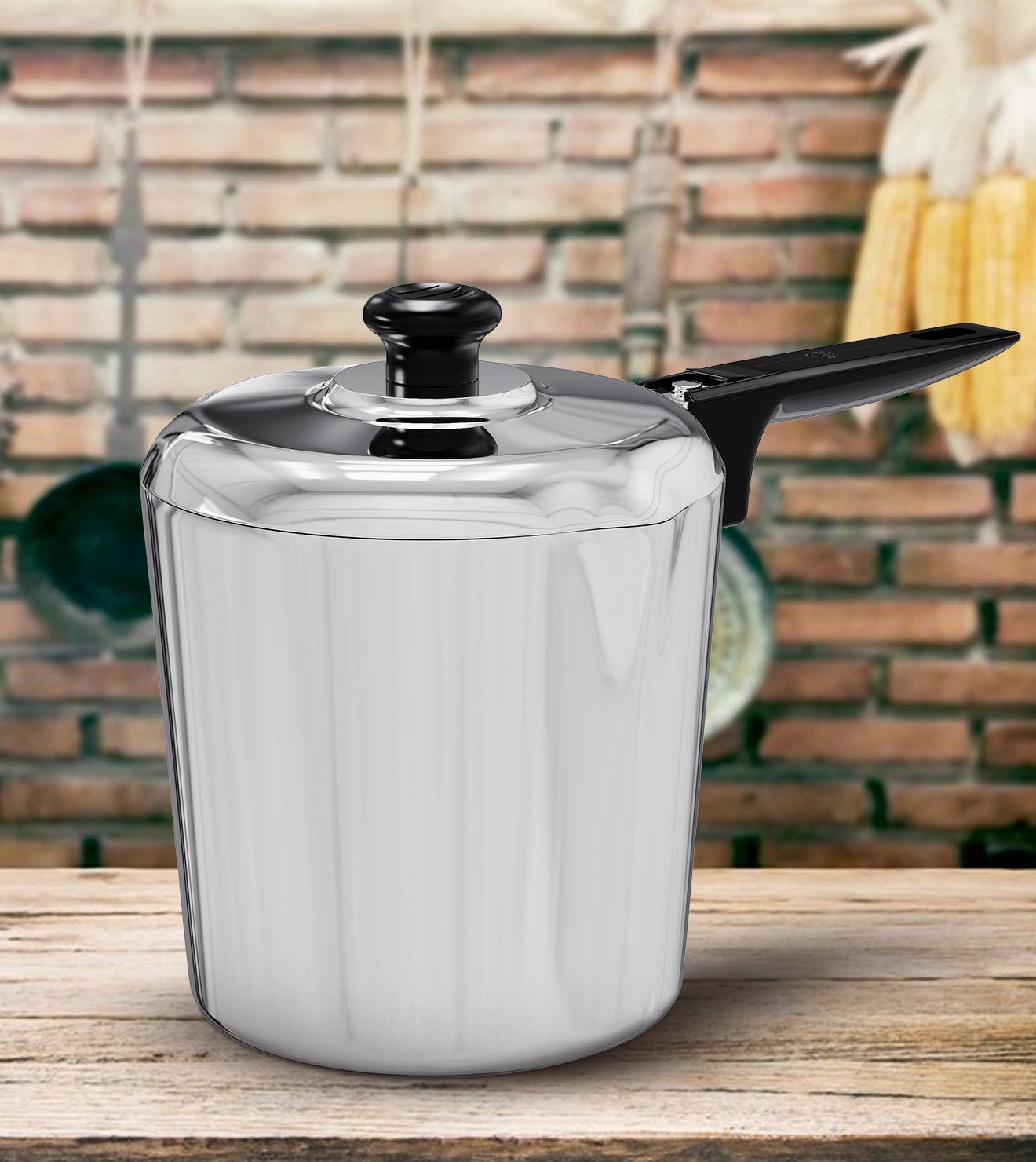 4 Quart Sauce Pan with Lid - By Baano