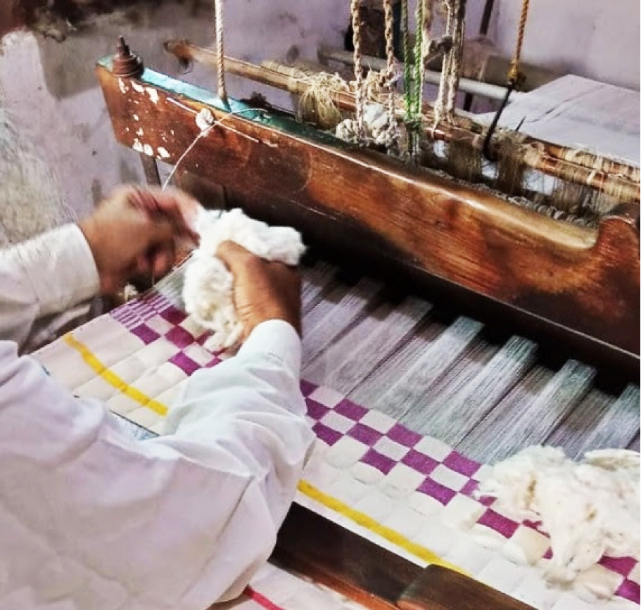 Quilted Sujani Throw Blanket - Blue and White Striped