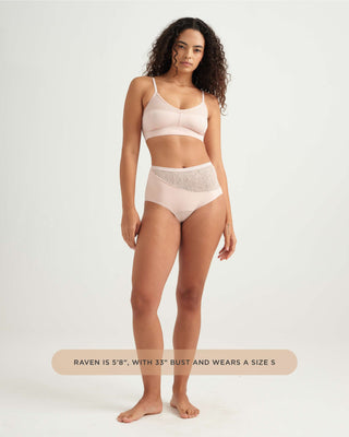 Lace Bralette Saalt