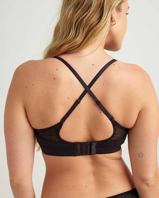 Lace Bralette Saalt