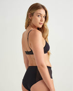 Mesh Bralette Saalt