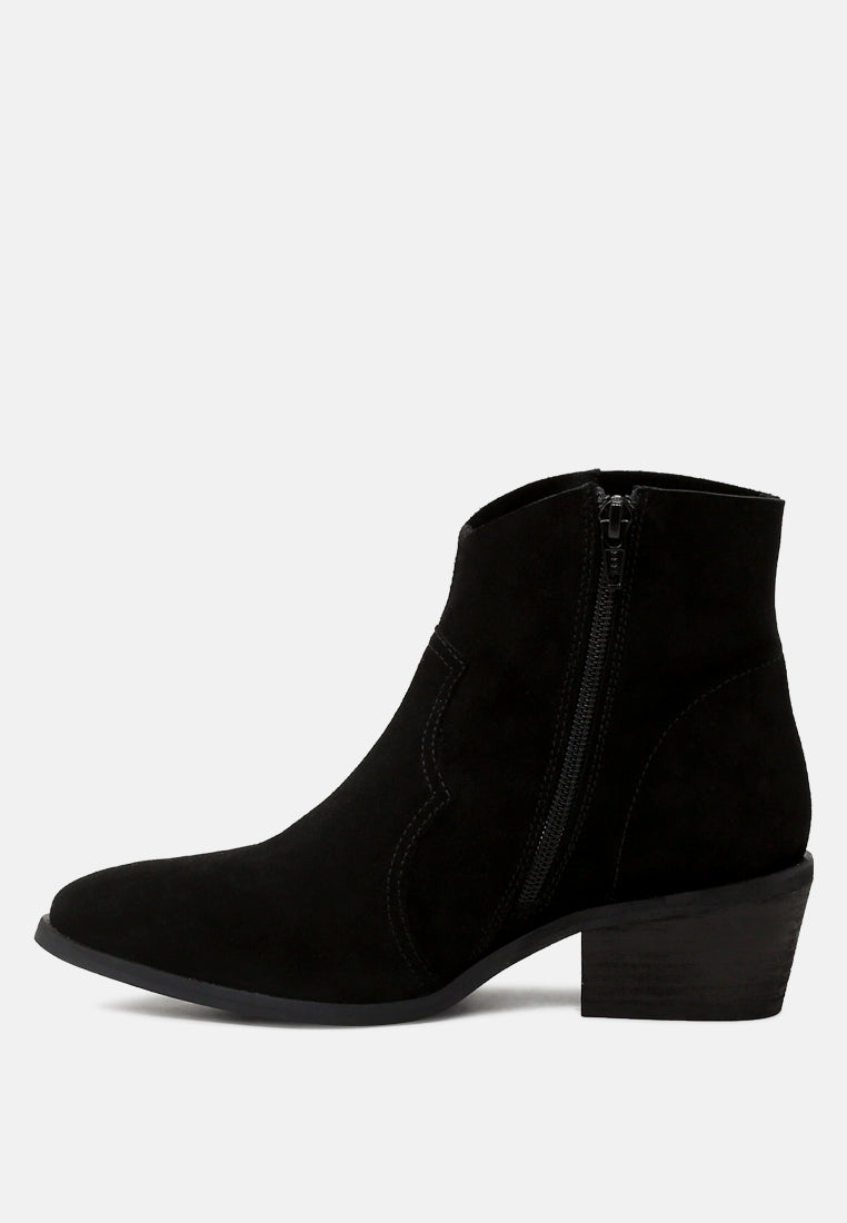 Brisa Ankle Boots