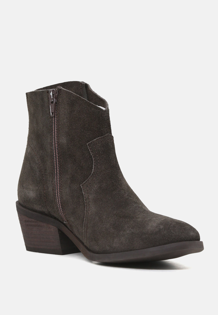 Brisa Ankle Boots