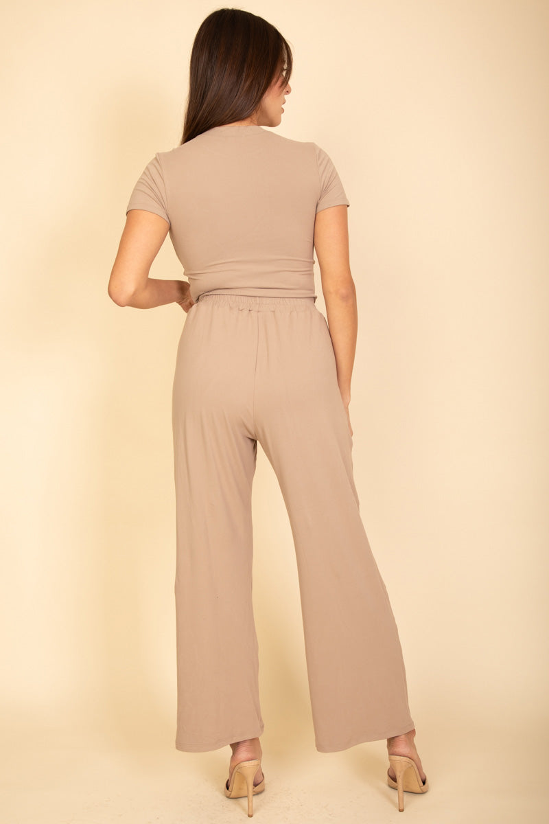Relaxed Fit Top and Wide-Leg Pants Set (CAPELLA)
