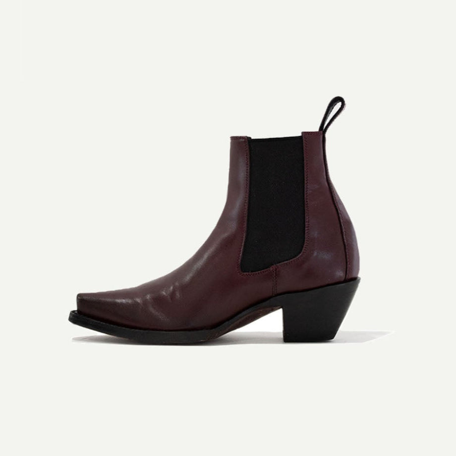 The Sandra Boot in Burgundy - By Baano