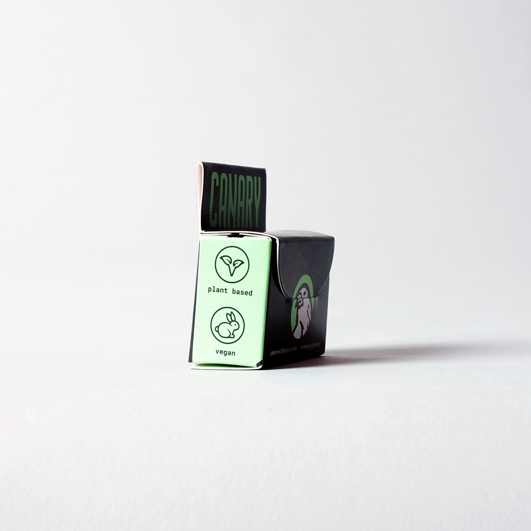 Dental Floss - Charcoal Mint - Plastic-Free and Vegan Canary