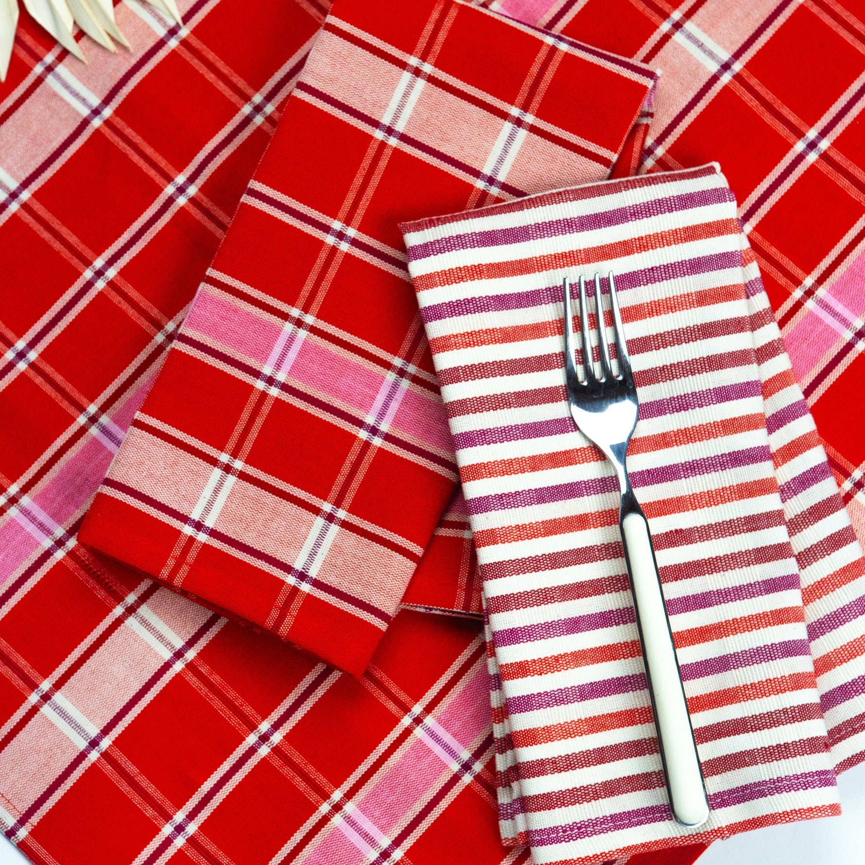 Camila Plaid Dinner Napkin Set