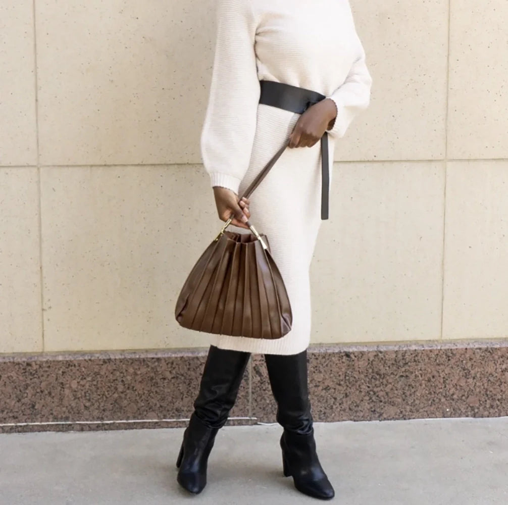 Carrie Medium Shoulder Bag