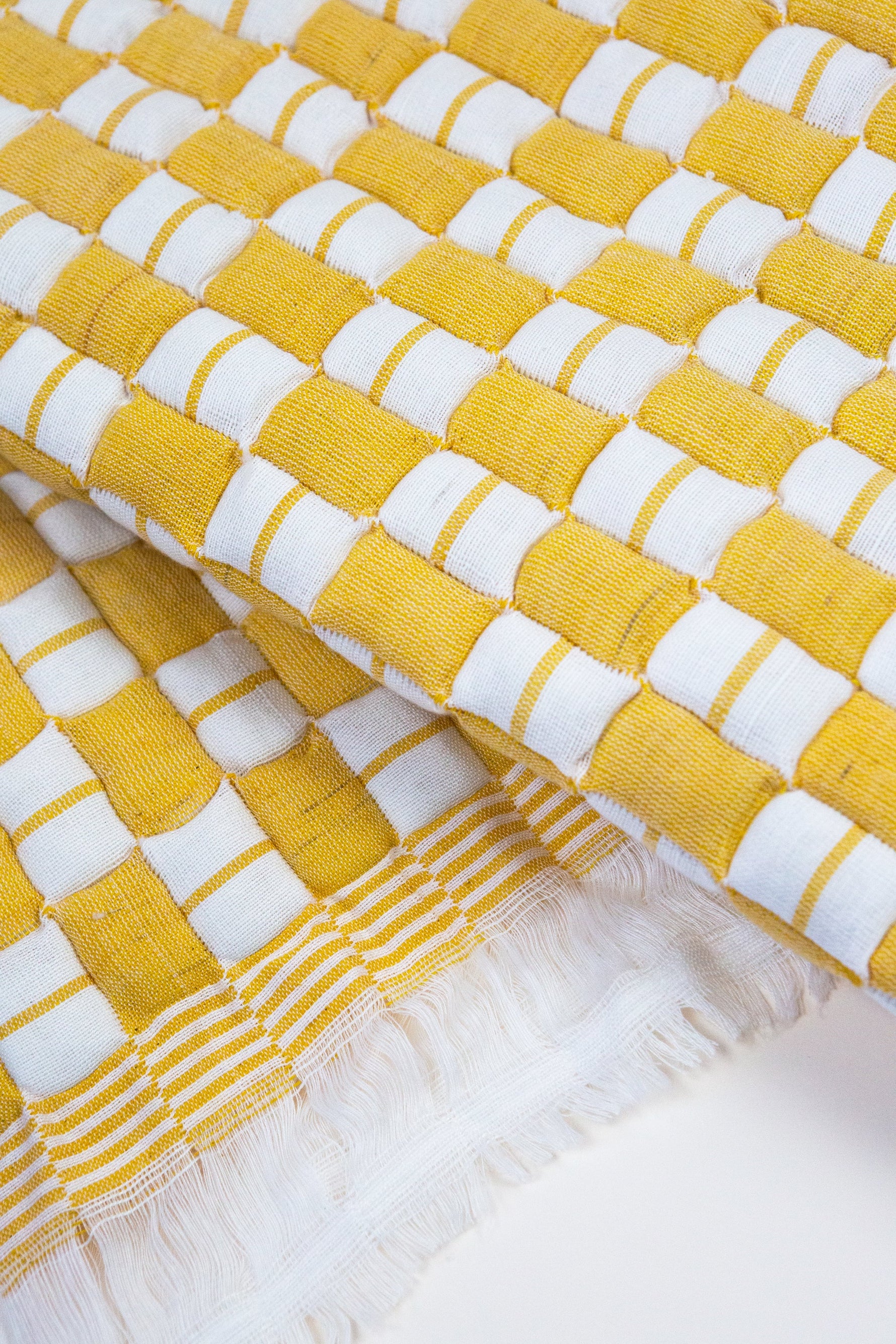 Quilted Sujani Throw Blanket - Yellow & White