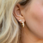 5mm Brilliant Round Cut Studs in Gold - Effortless Elegance