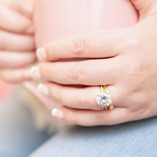 Olivia Engagement Ring in Gold - A Starlette Long-time Best Seller!