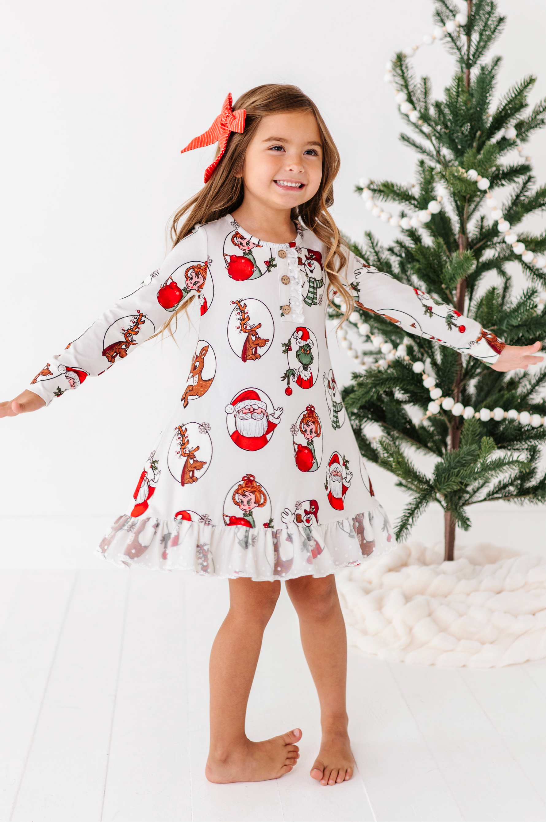 Classic Characters | NIGHTGOWN - By Baano