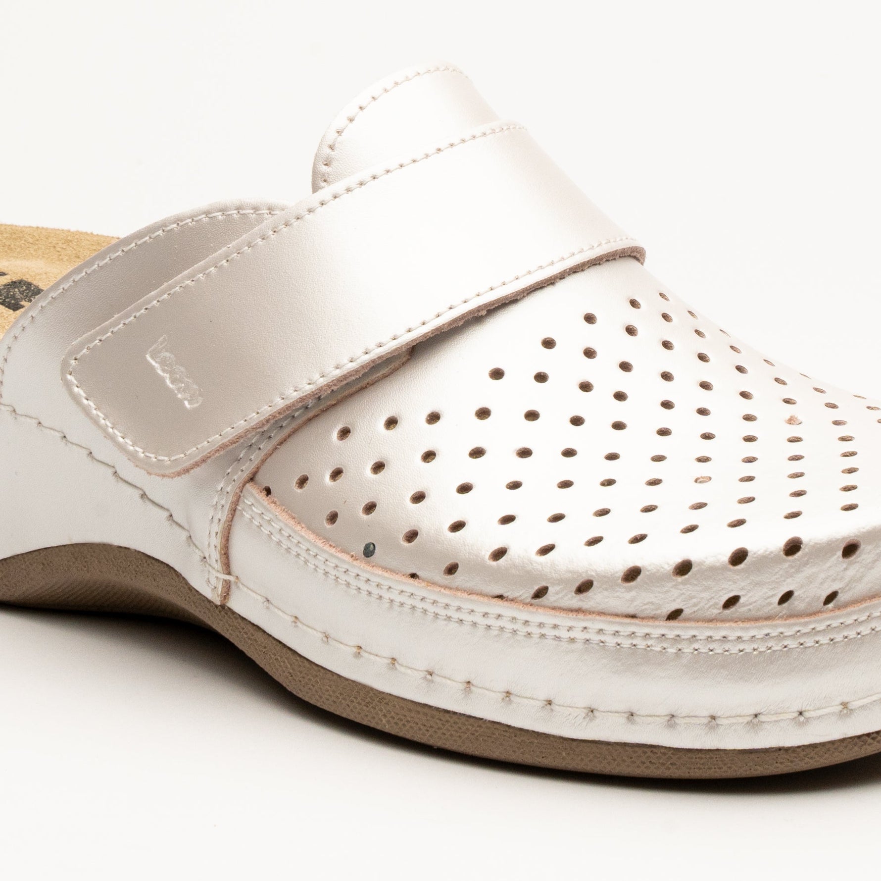Aurora IV by LEON- Women’s Leather Clog- Perforation and Adjustable Velcro Strap
