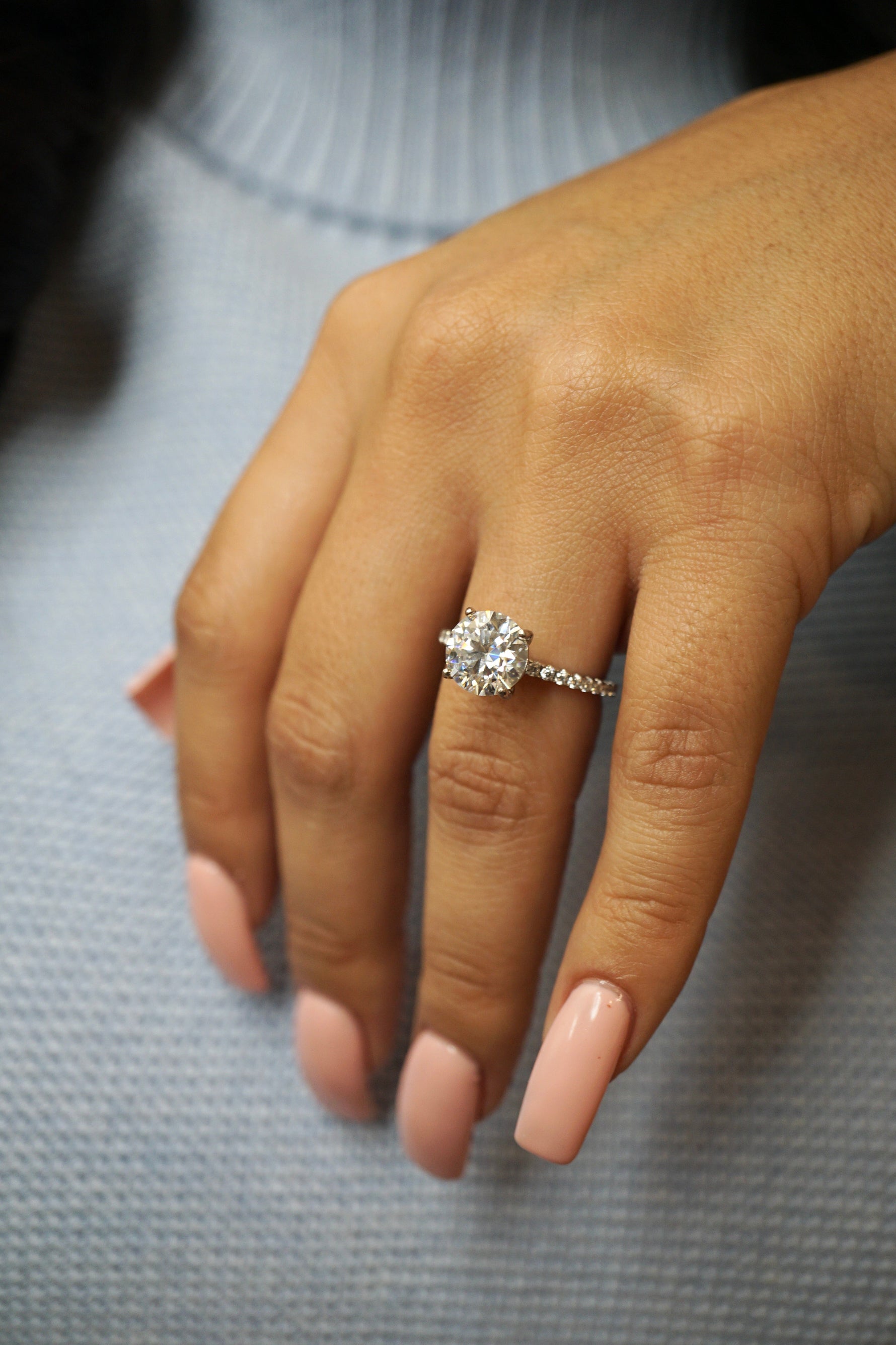 3.0ct Round Cut Moissanite Accented Engagement Ring Ring Deluxe Fine Jewelry