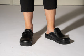 Nora I by LEON – Women’s Leather Clog- Removable Gel Insole & Adjustable Buckle