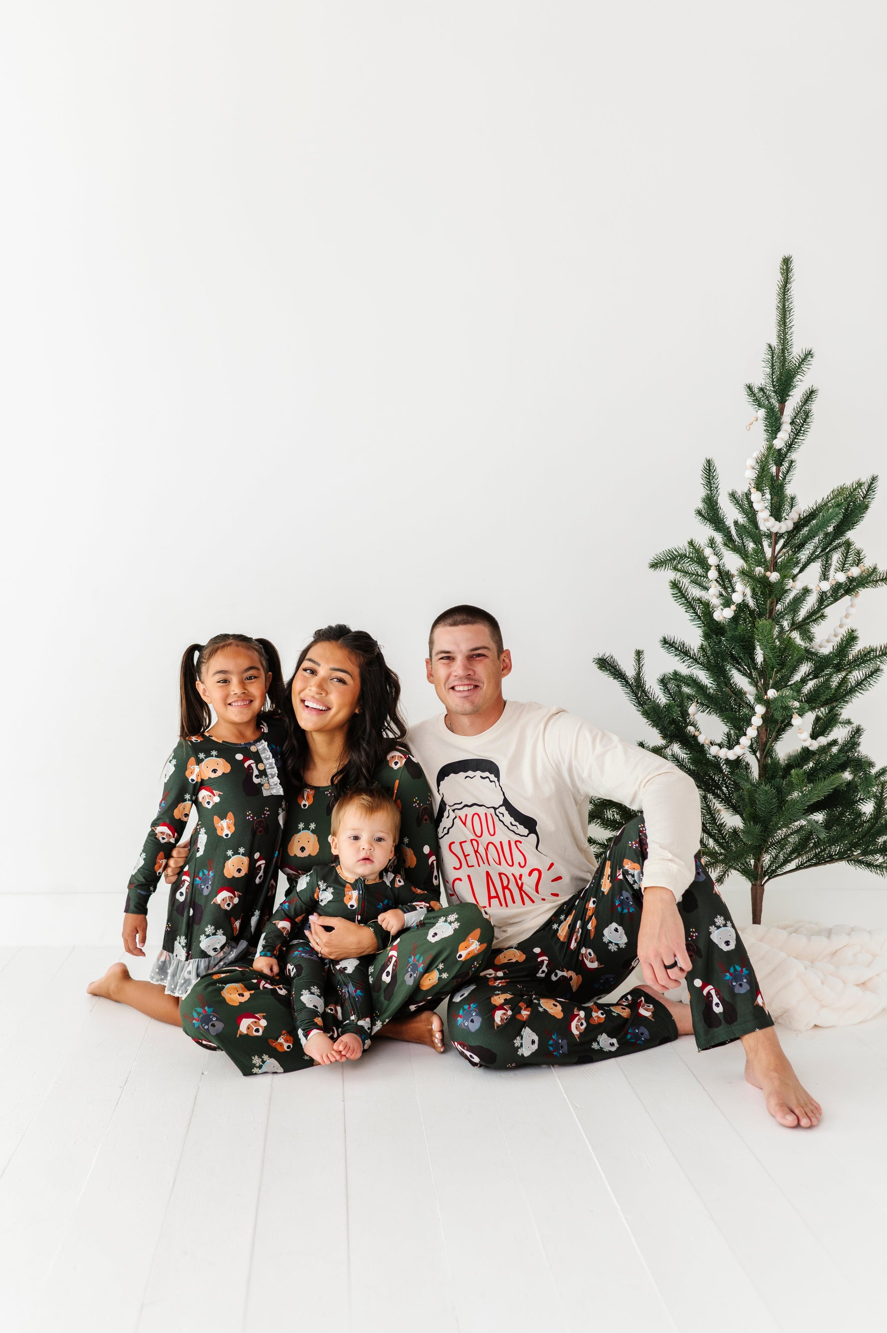 Christmas Doggies | NIGHTGOWN - By Baano