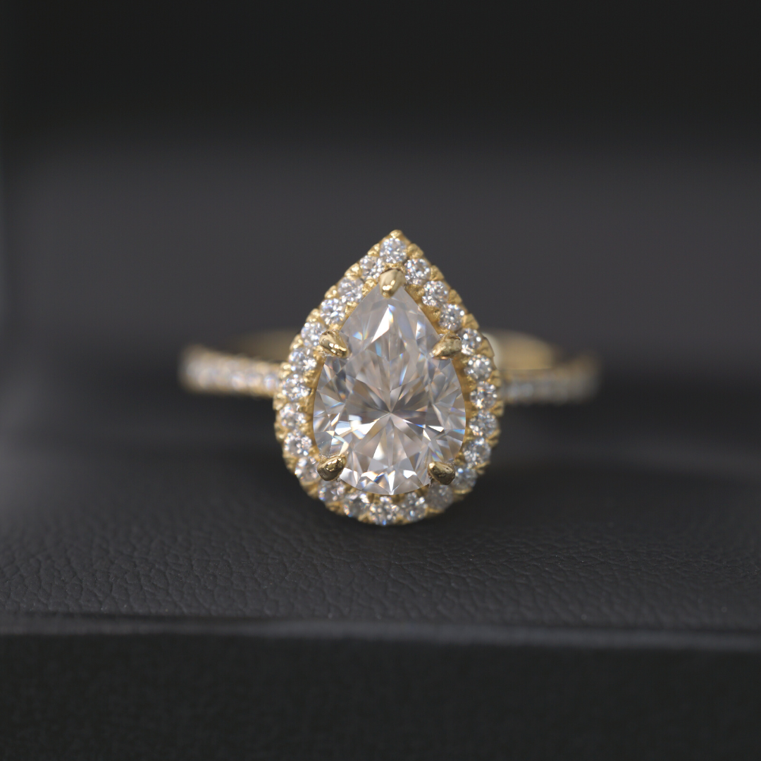 2.0ct Pear Cut Moissanite Diamond Engagement Ring Ring Deluxe Fine Jewelry