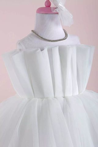 Glamourous Grace