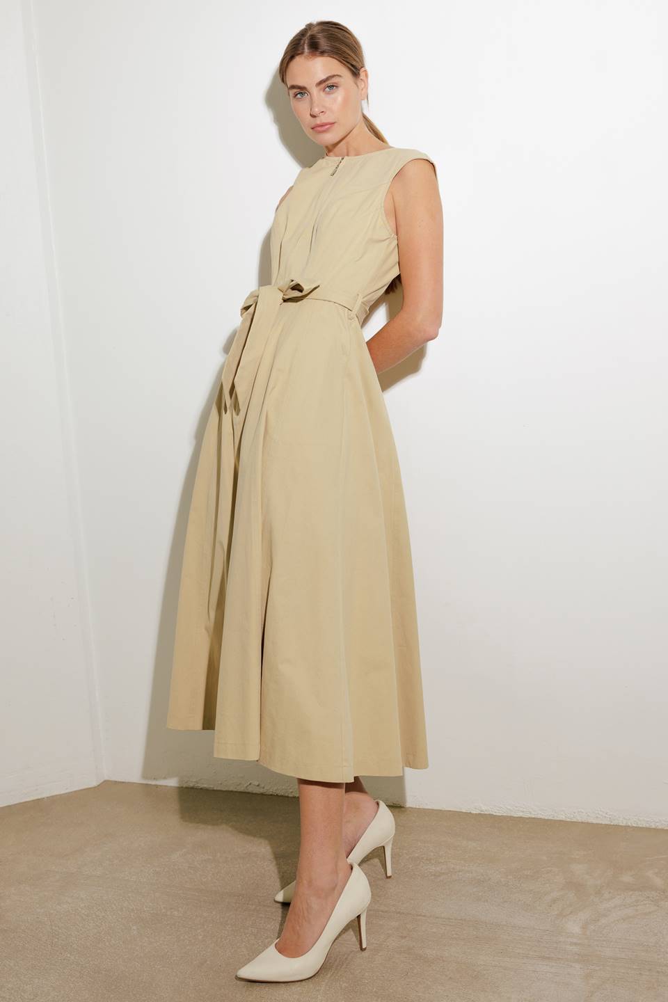 DELICATE DREAMS WOVEN MIDI DRESS - By Baano