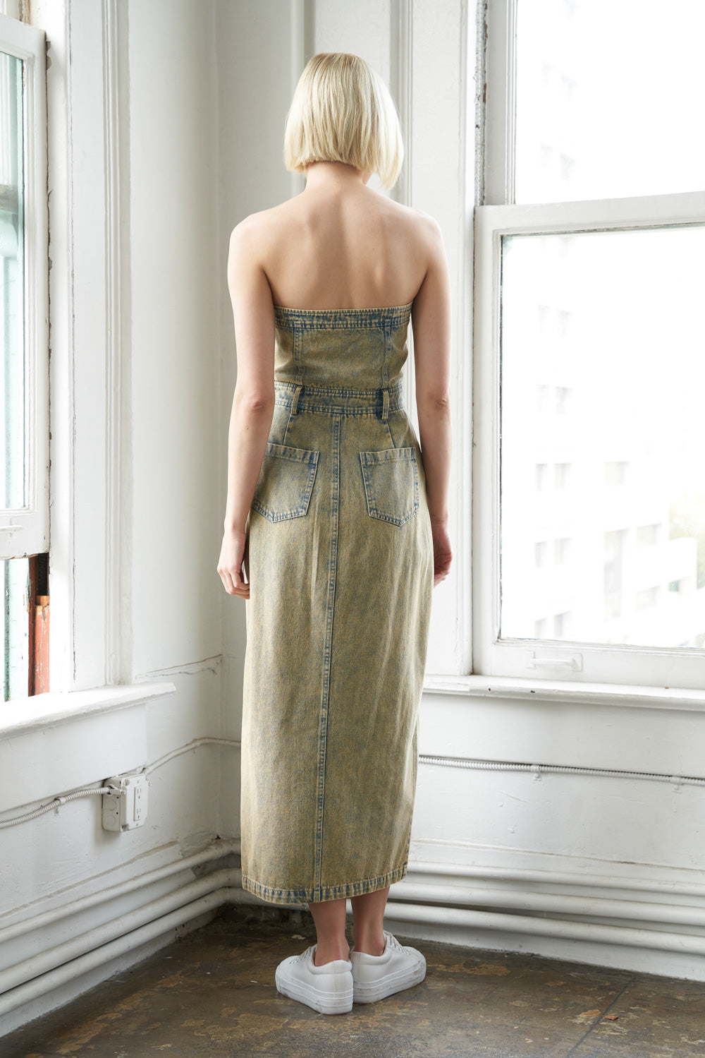 UNBEATABLE MEMORIES MIDI DRESS - By Baano