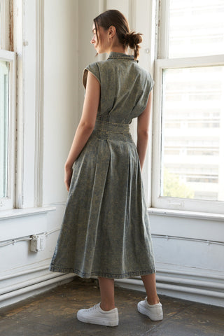 SUNSHINE SQUEEZE DENIM MIDI DRESS - By Baano