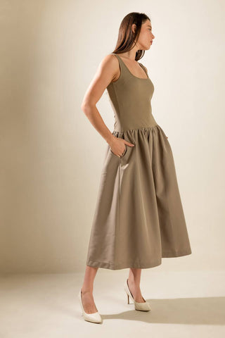 LIGHT UP THE SKY WOVEN MIDI DRESS - By Baano