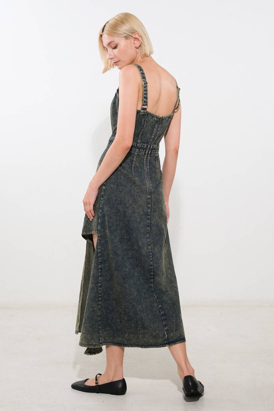 EXOTIC BREEZE DENIM MIDI DRESS - By Baano