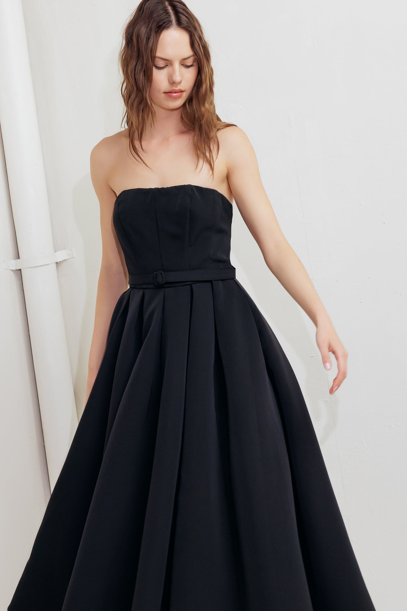 BLACK TIE MUSE WOVEN MIDI DRESS Flying Tomato