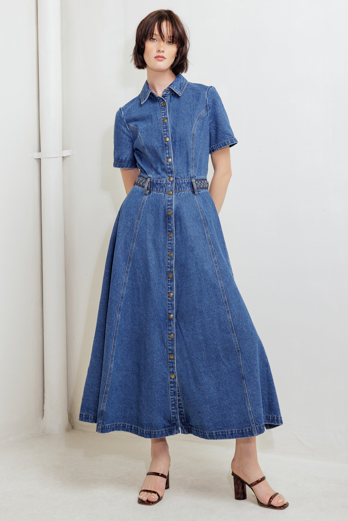 HIDDEN SMILE DENIM MIDI RESS - By Baano