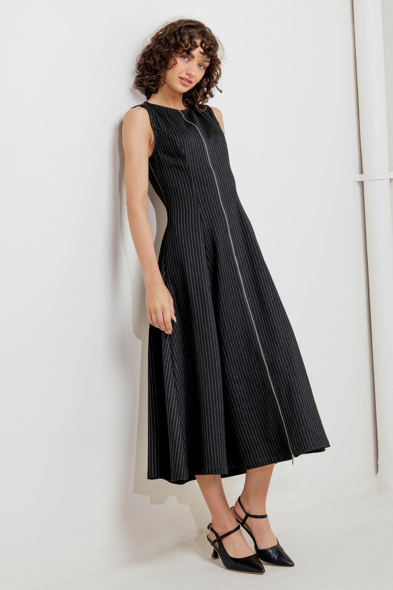URBAN FRAME WOVEN MIDI DRESS - By Baano